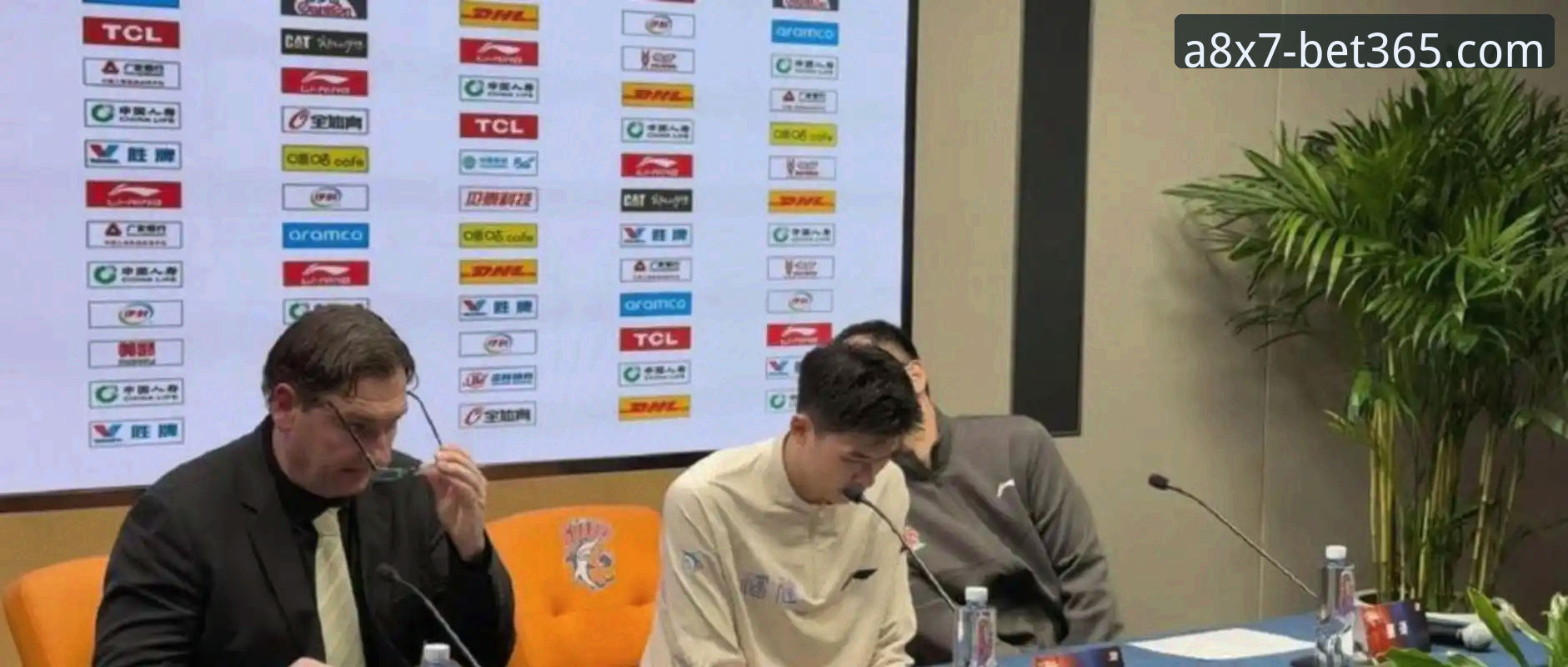 浙江加时险胜宁波晋级八强，兰道夫33分闪耀季后赛——bet365体育平台赛事深度解析